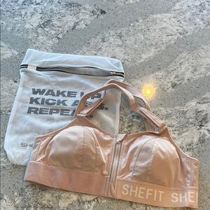 SHEFIT Blush Sports Bra with White Mesh Bag NEW Size Luxe